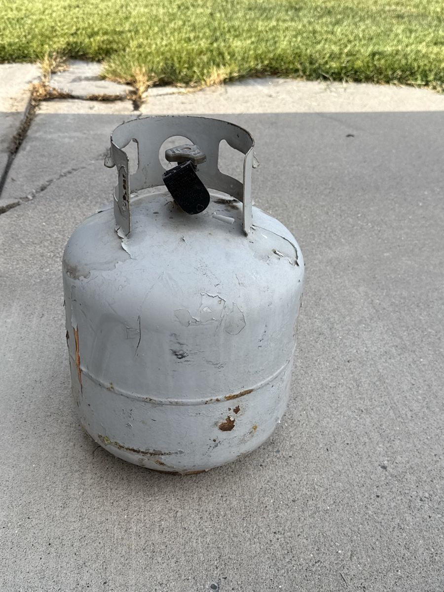 Empty 5 Gallon Propane tank 