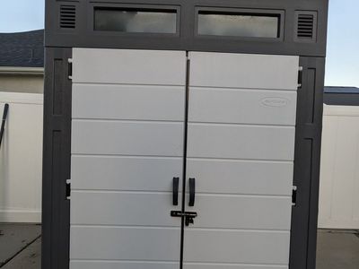 Suncast 6x5 ft modern shed