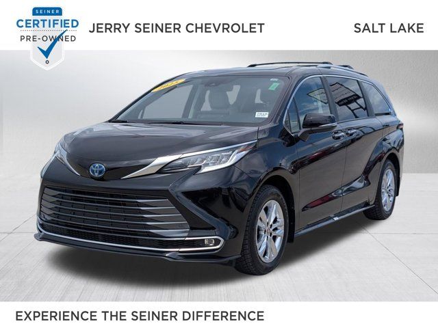2025 Toyota Sienna Limited 7-Passenger
