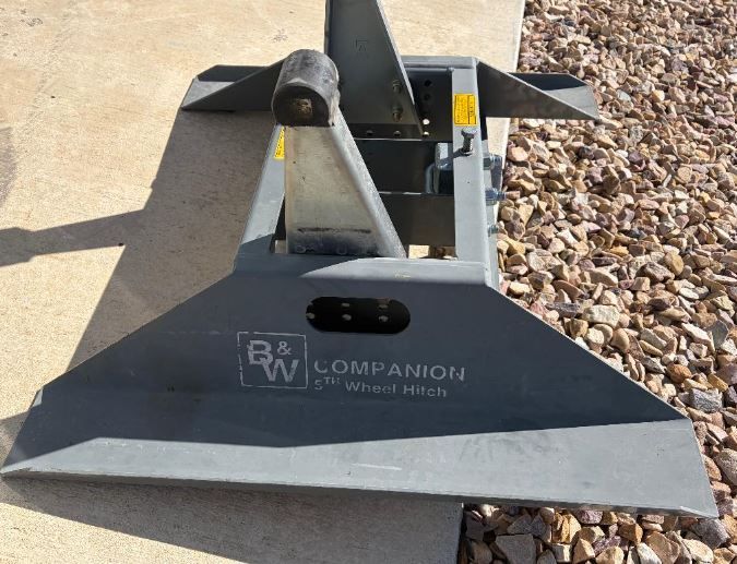 B&W Gooseneck Hitch