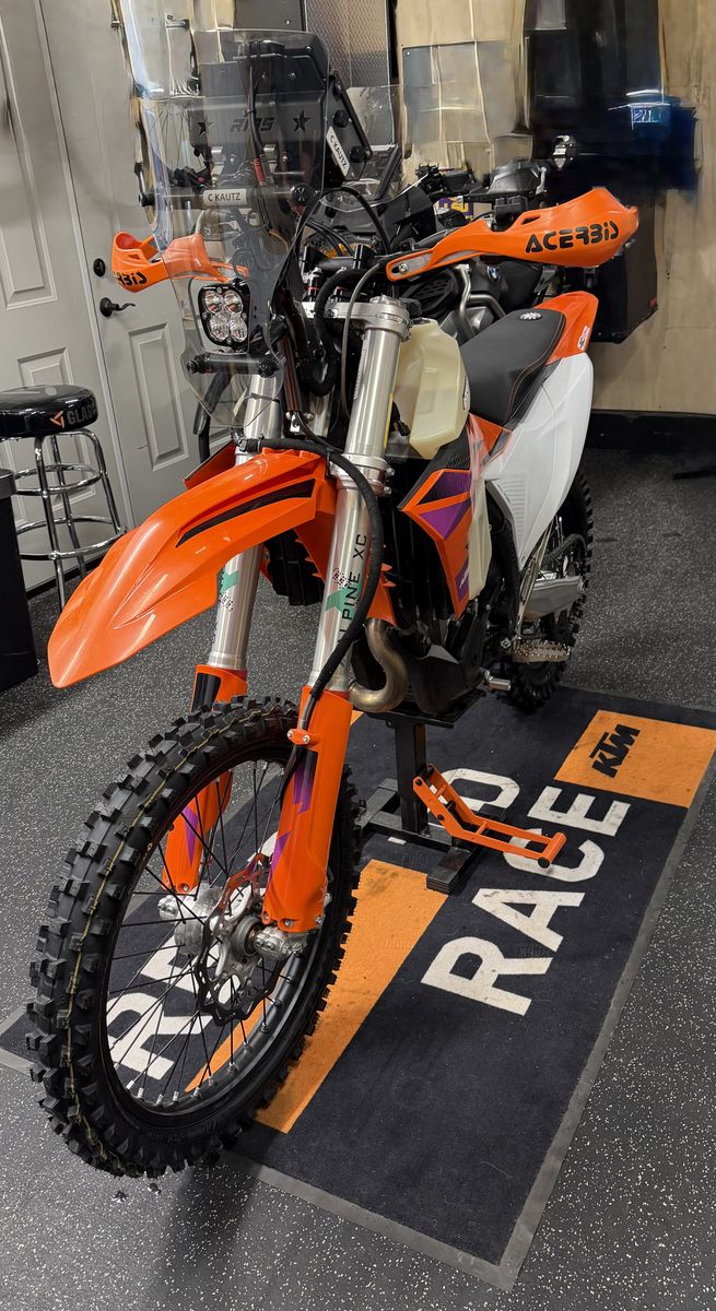 Low Hour, Rally/Desert Race Prepped KTM 450 XCF-W