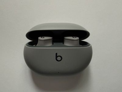 Beats Studio Buds