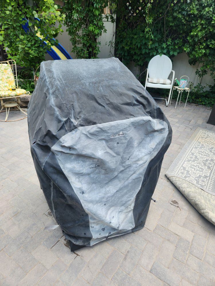 Main image 5