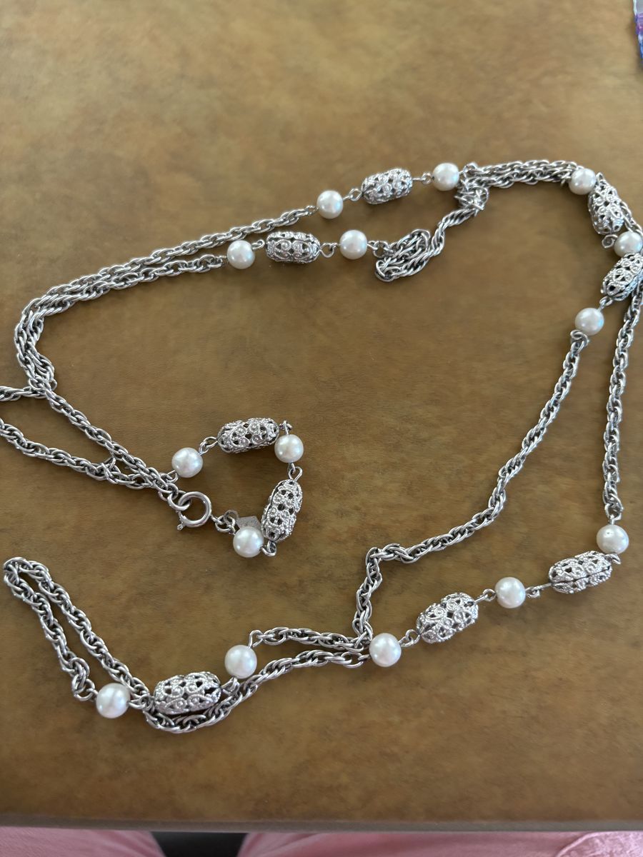 Long Sarah Coventry necklace 