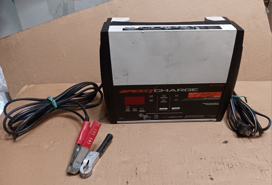 Schumacher Speed Charge 12V Battery Charger
