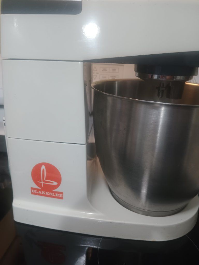 Blakeslee A717 Vintage Stand Mixer with Stainless Steel Mixing Bowl and Attachments