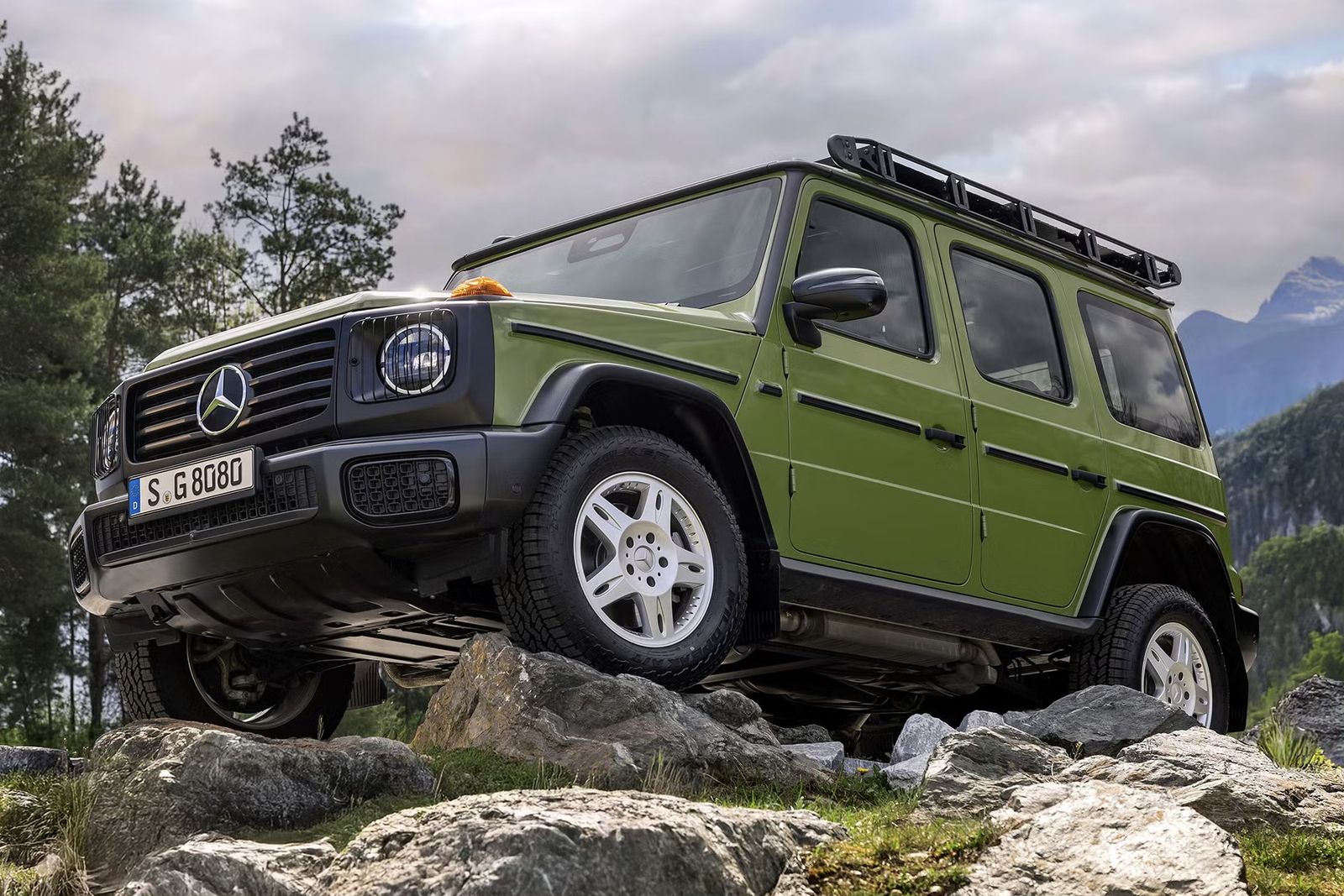 5x Ashtaroth 18x7.5 Wheels for G Wagon