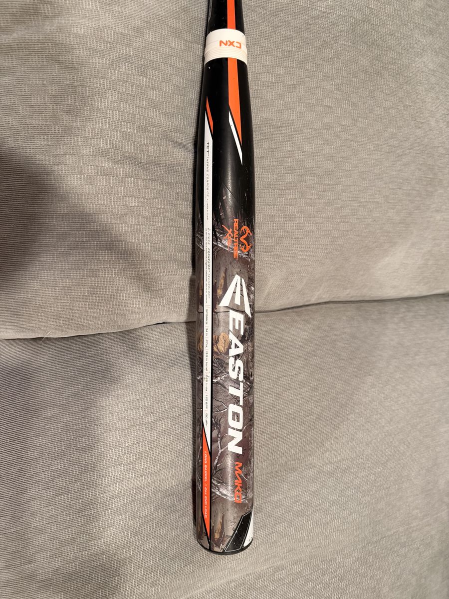 Easton mako Softball bat