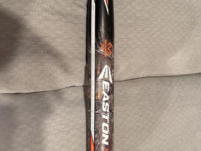 Easton mako Softball bat
