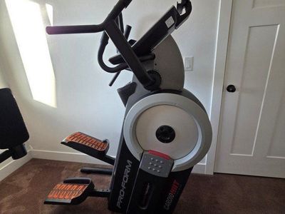 Cross trainer elliptical/ stair stepper exercise m