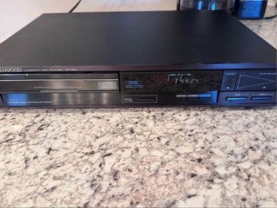 Kenwood DP-850 Compact Disc Player Vintage Home Audio CD Player