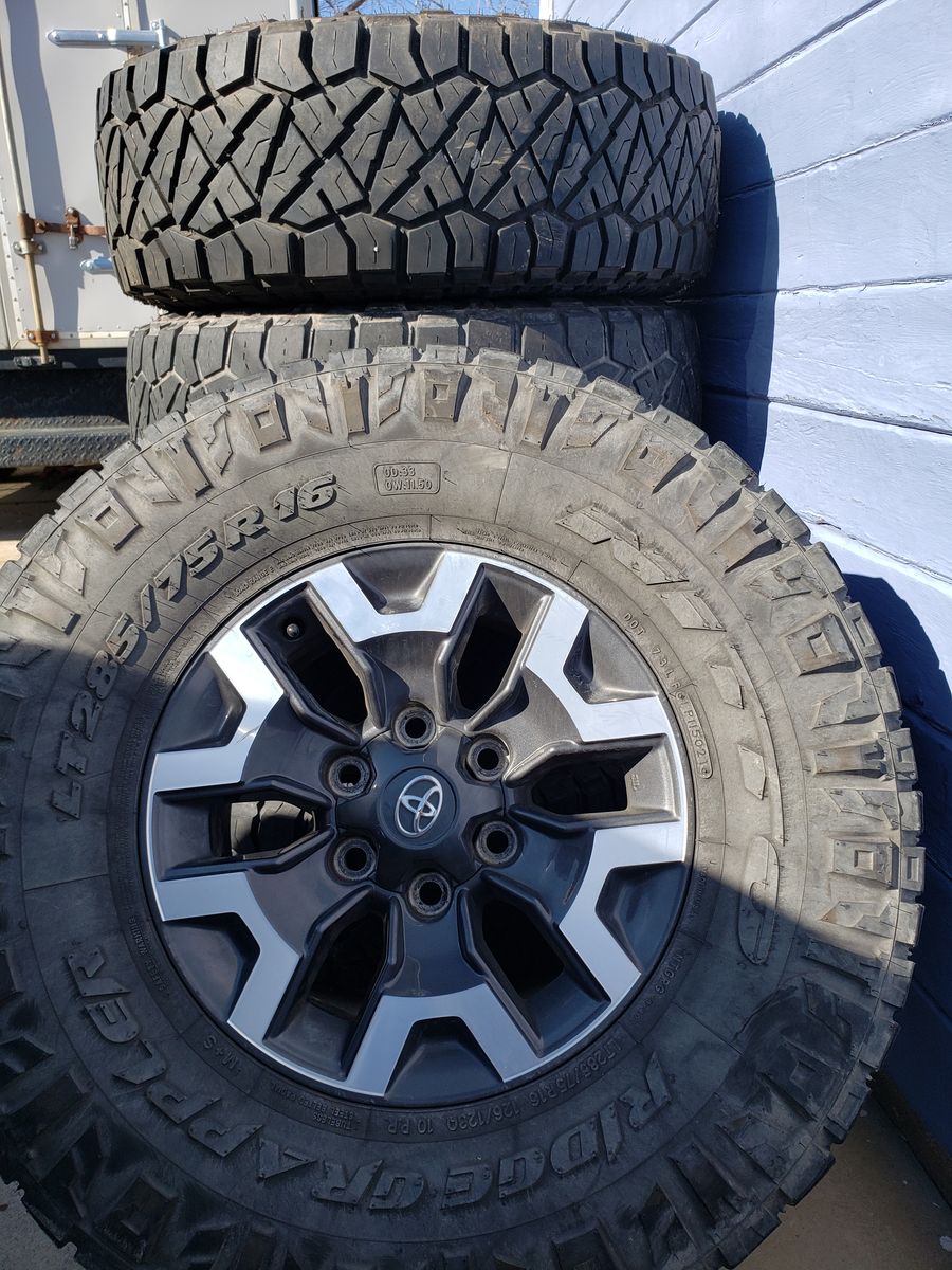 Toyota Tacoma 5x Wheels & Tires Ridge Grappler’s