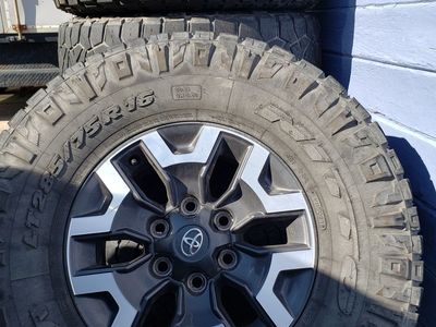 Toyota Tacoma 5x Wheels & Tires Ridge Grappler’s