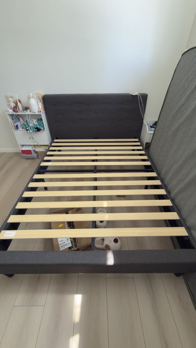 Queen size bed frame