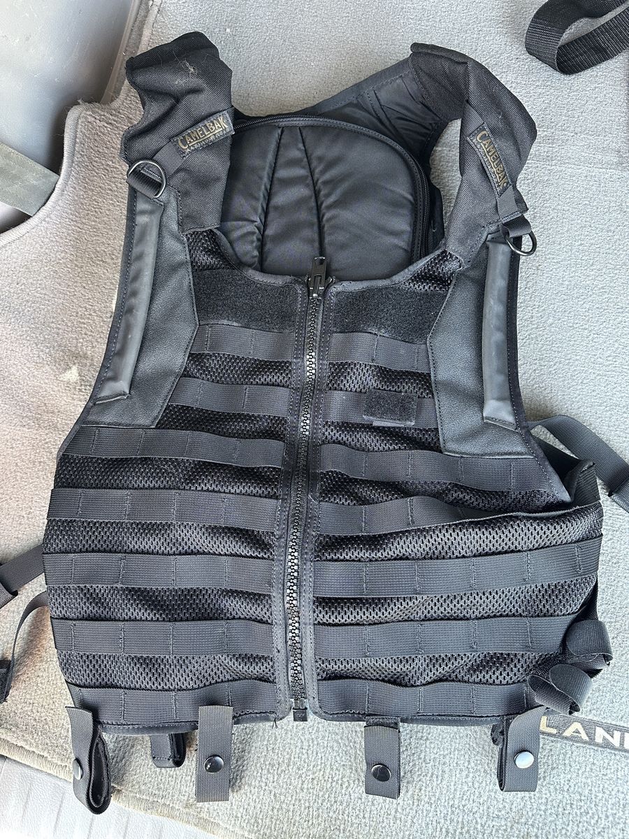 Camelback Delta 5 Vest