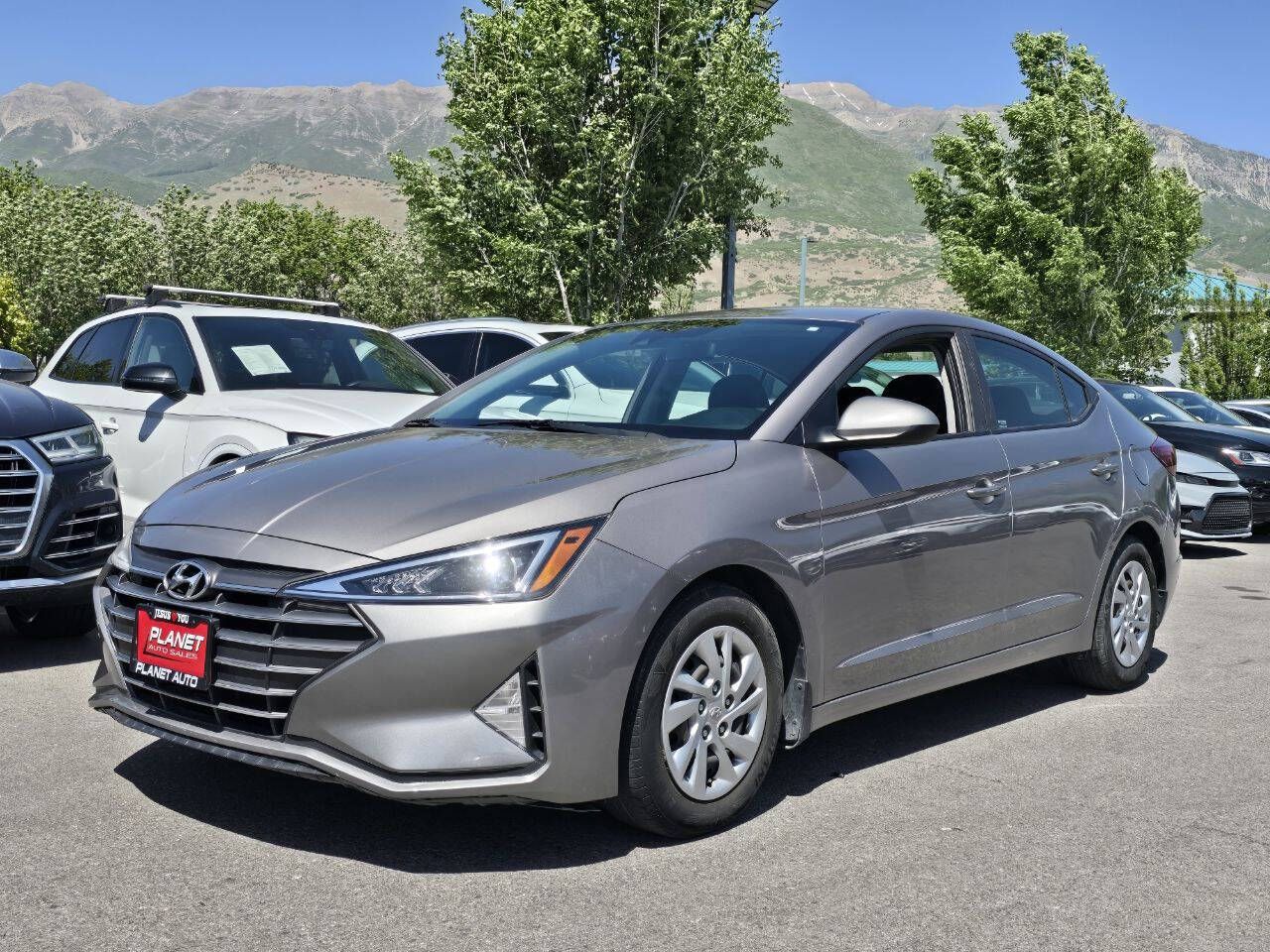 2020 Hyundai Elantra SE