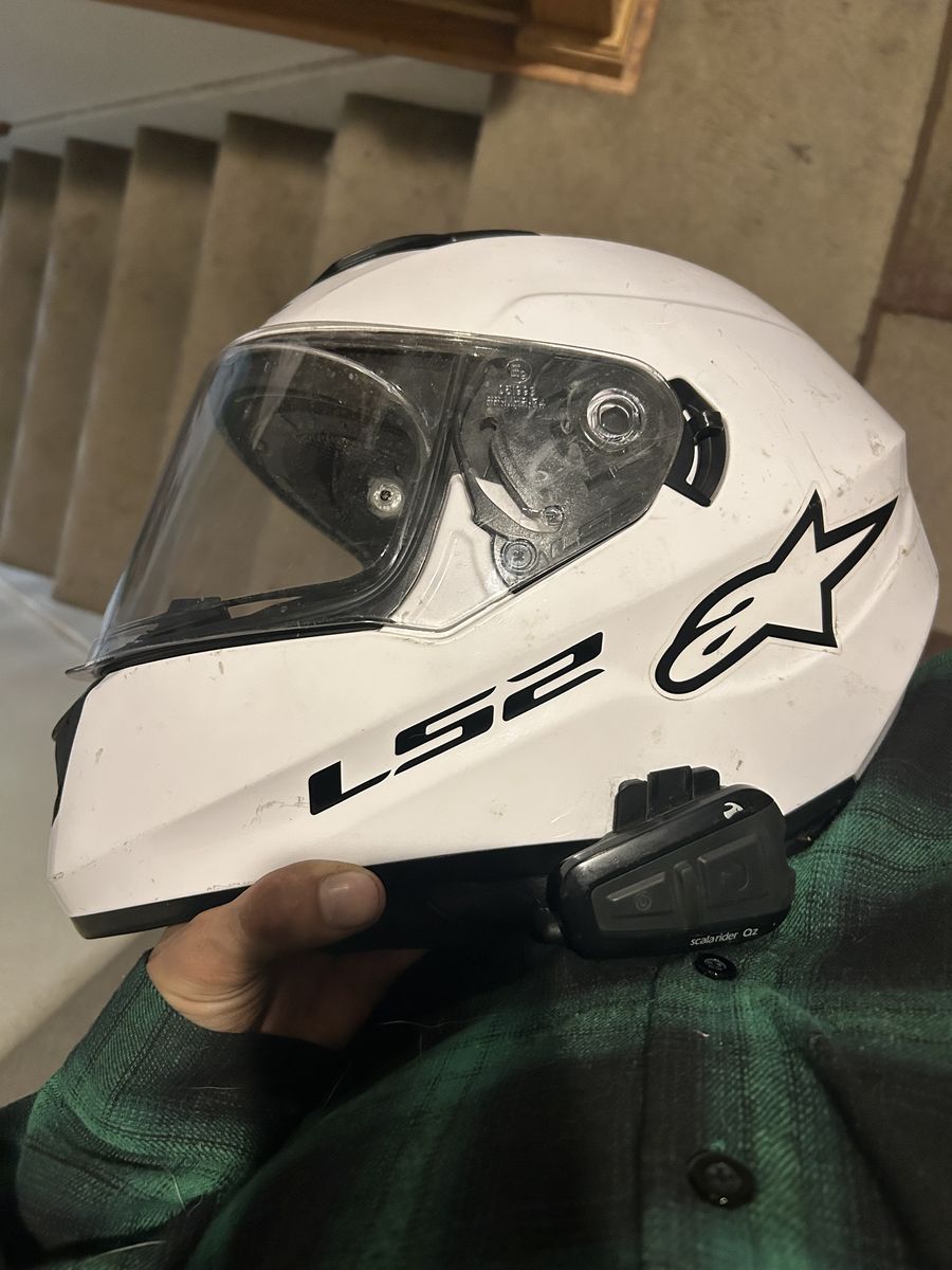 LS2 motorcycle helmet with Cardo Scalarider Bluetooth Comm/music
