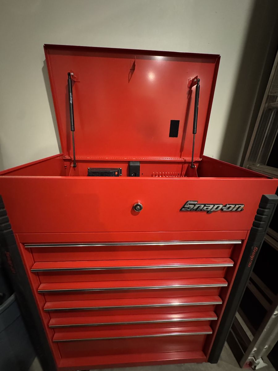 Snap on tool chest