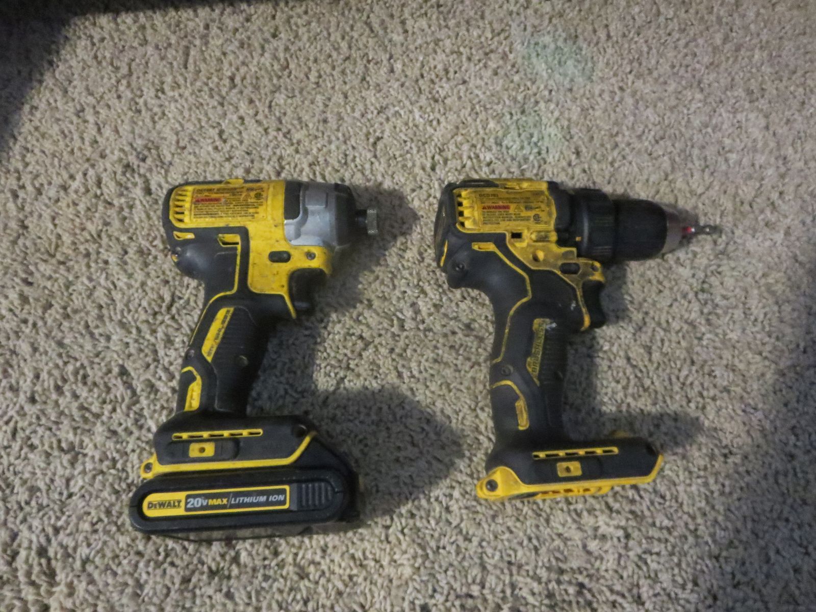 Dewalt cordless drill & impact driver