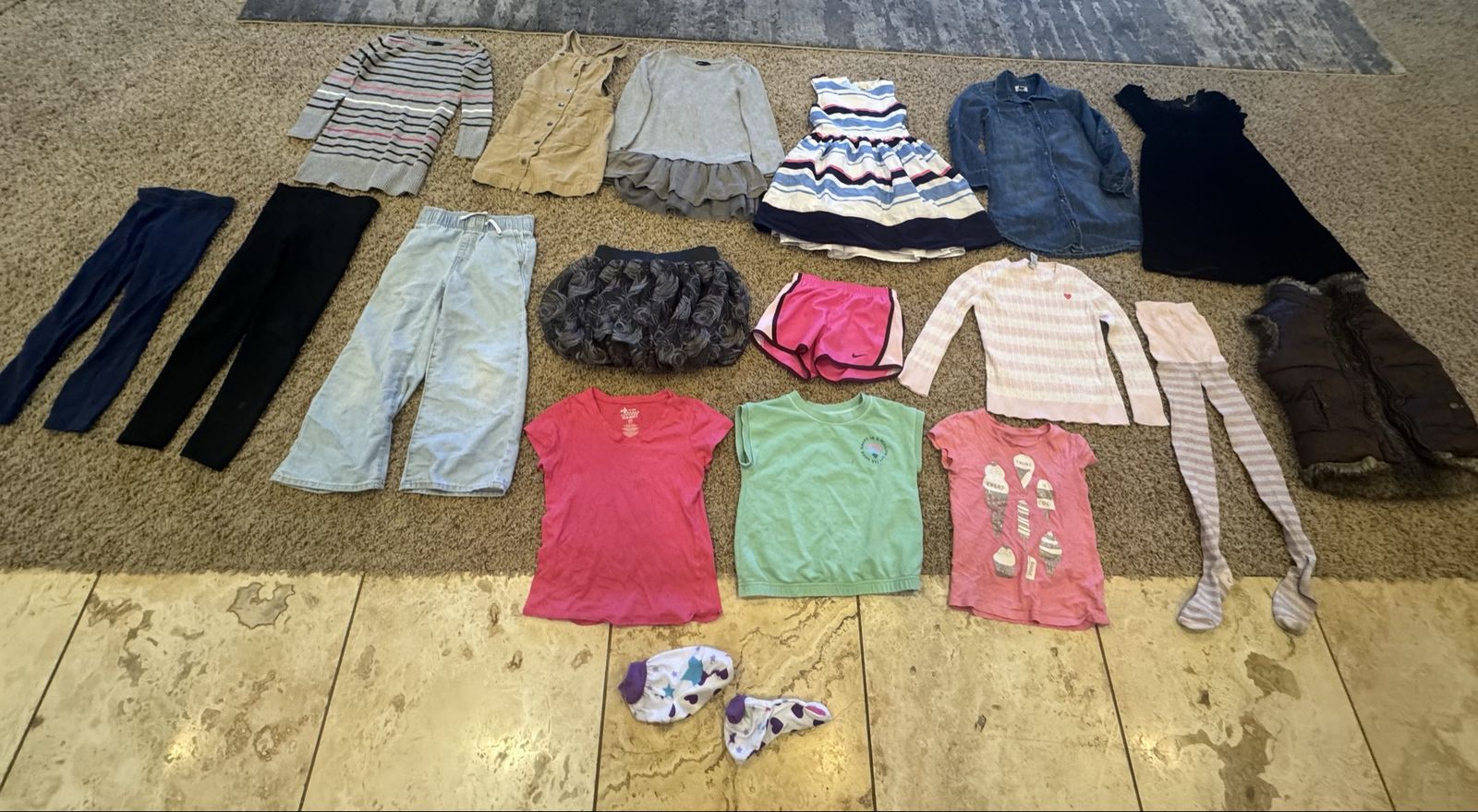Girl's Clothing Bundle Size 6/7 Gap, Nike & More