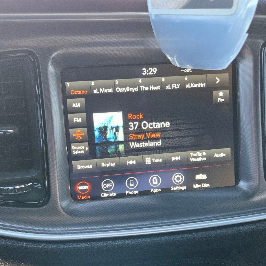 Infotainment for Dodge challenger