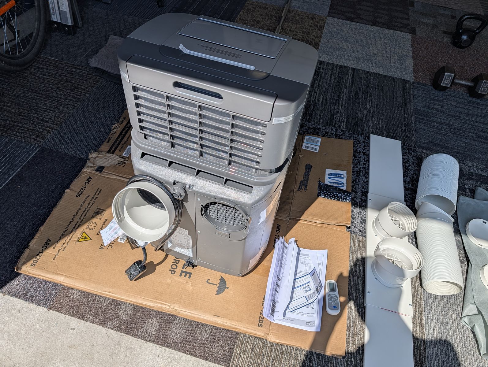 Main image 6