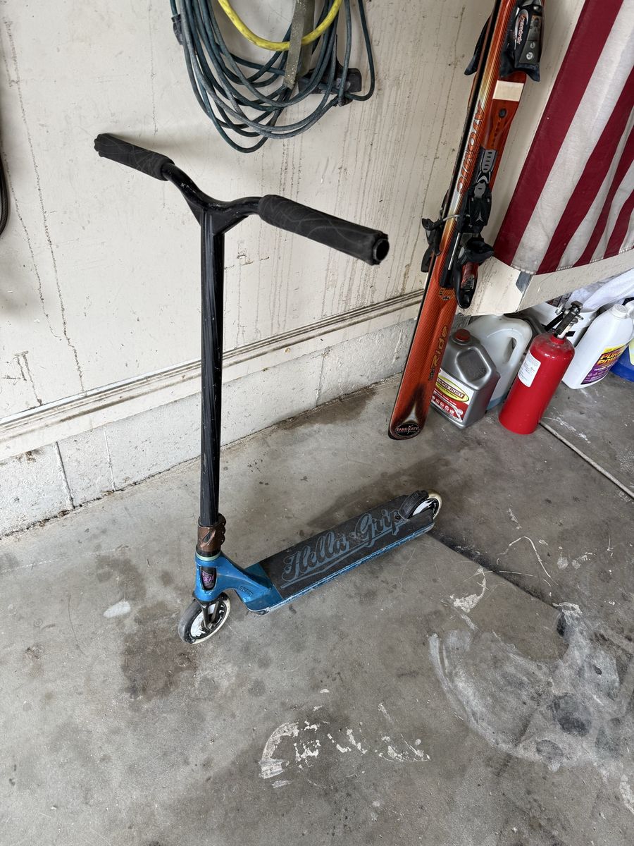 Custom pro scooter