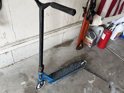 Custom pro scooter