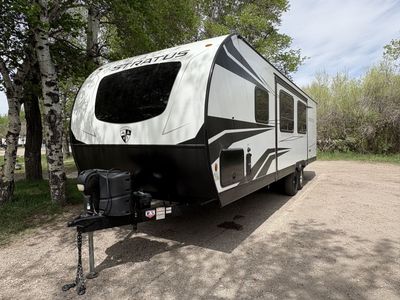 2022 Venture Stratus 281VBH