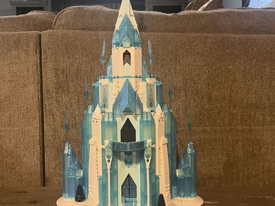 LEGO Disney Frozen Ice Castle 43197