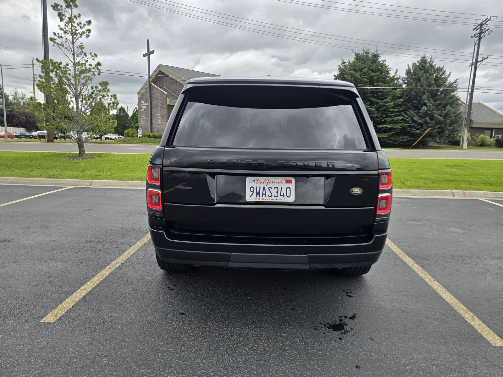 Main image 6