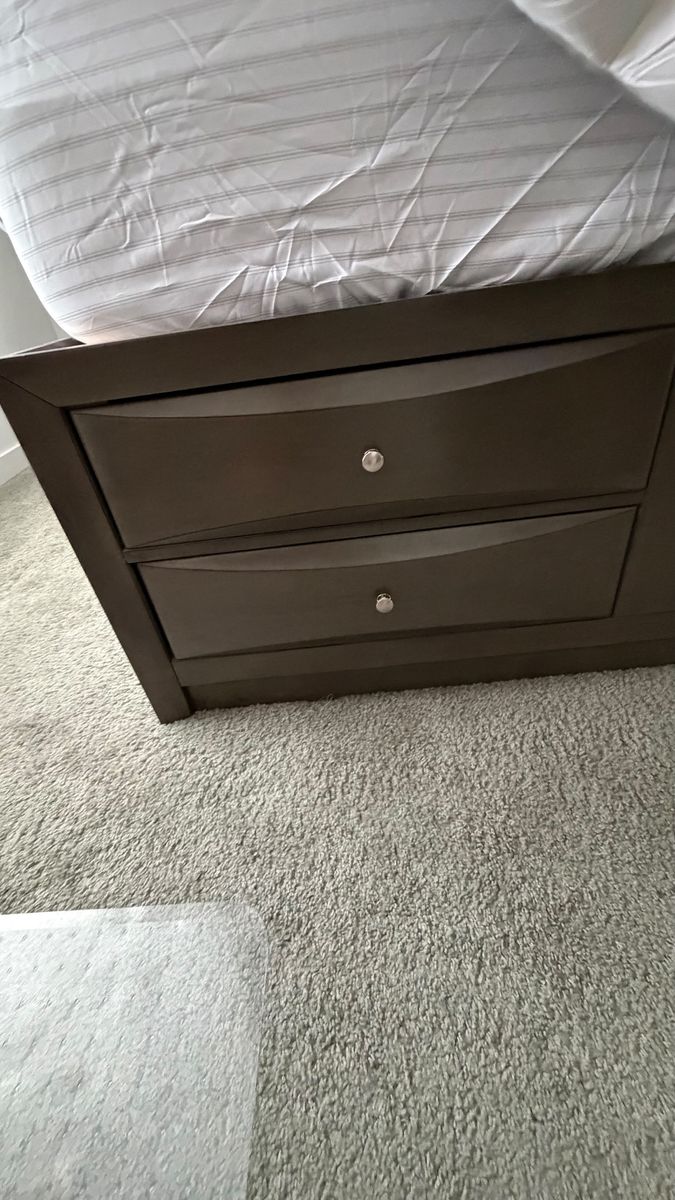 Main image 4