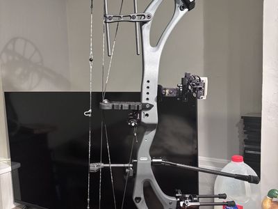 2026 PSE Mach 33 W/ Gas System X Strings