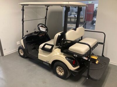 Yamaha 4-Seat Electric Golf Cart