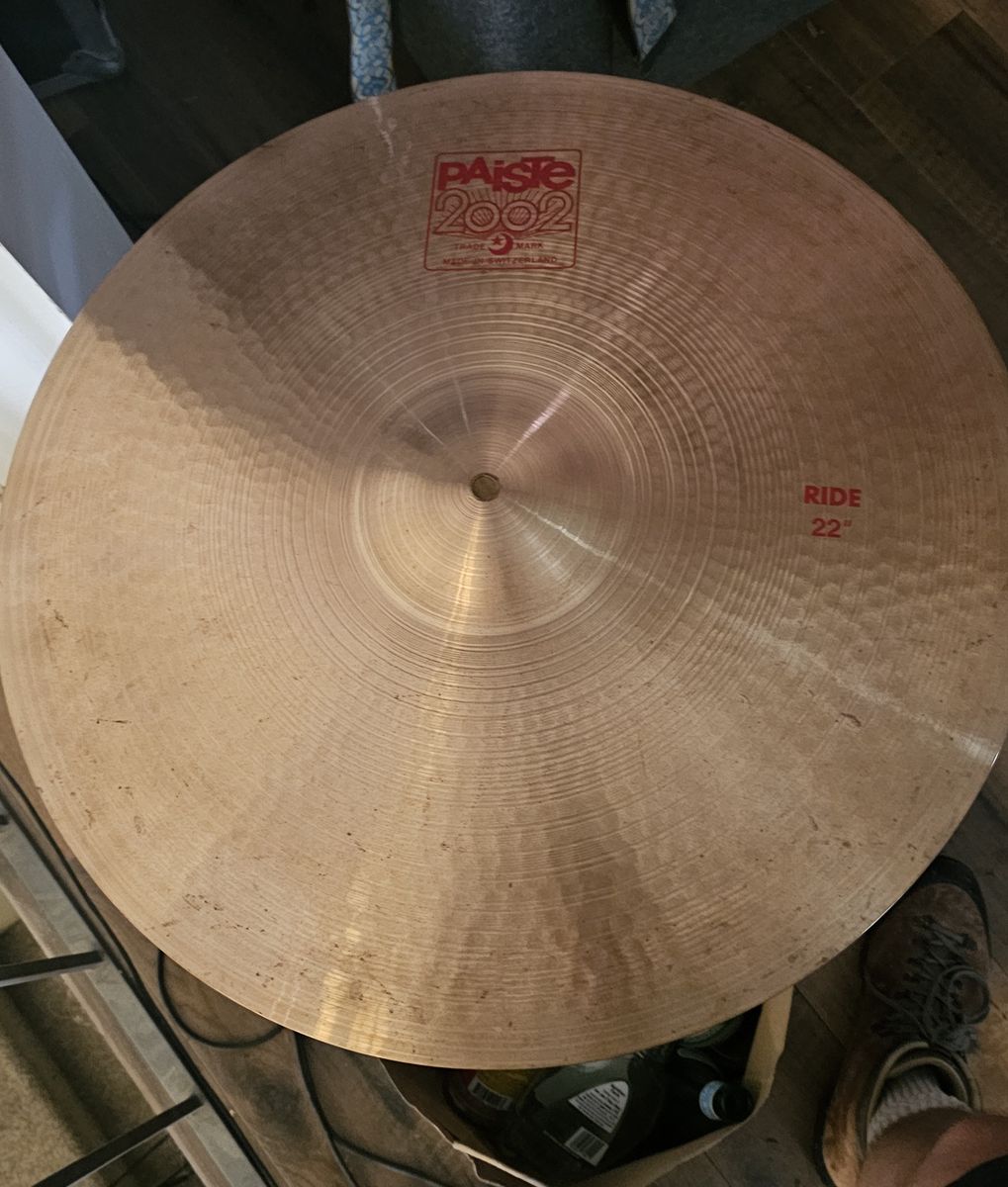 Paiste 2002 22” Ride good condition