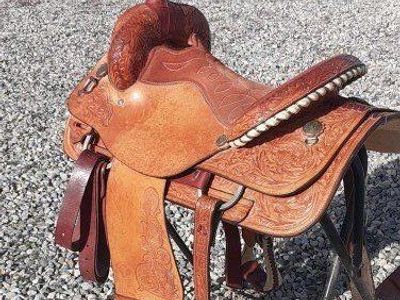 SUPER CircleY roping/all around saddle 15 in
