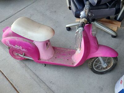 Pink electric sweet pea scooter needs some tlc