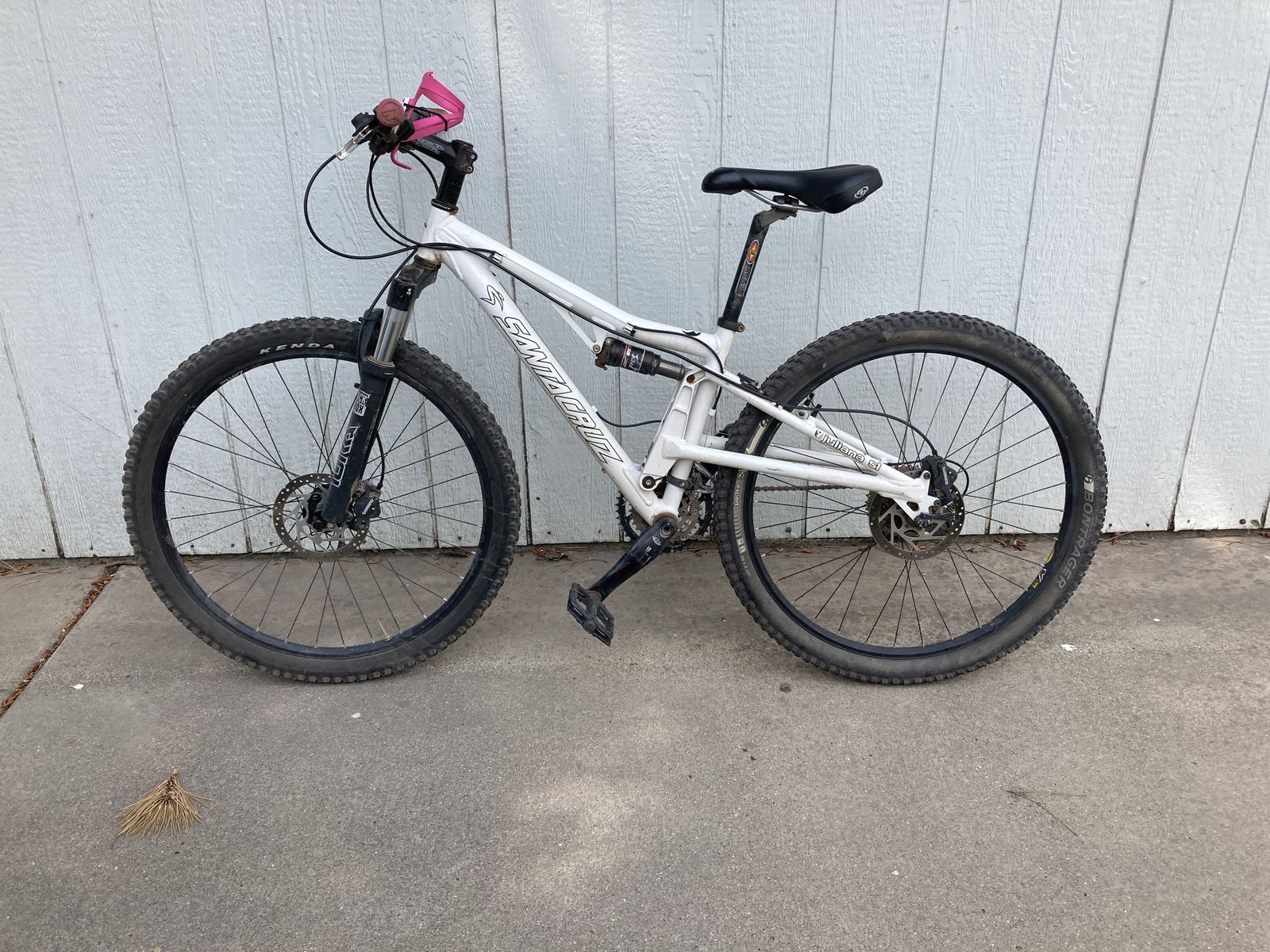Santa Cruz Juliana Mountain Bike Full Suspension Women's White