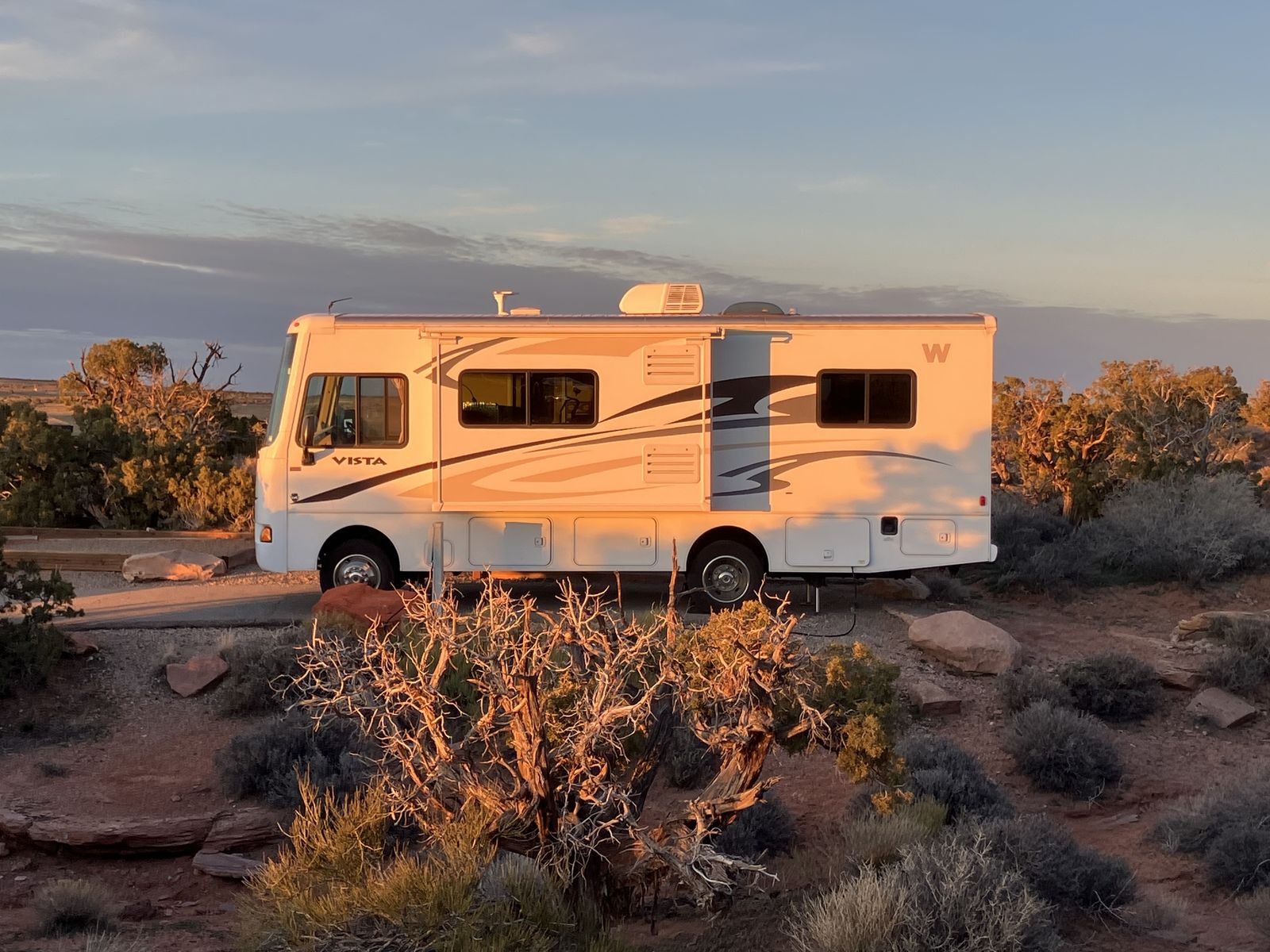 2014 Winnebago Vista 26HE