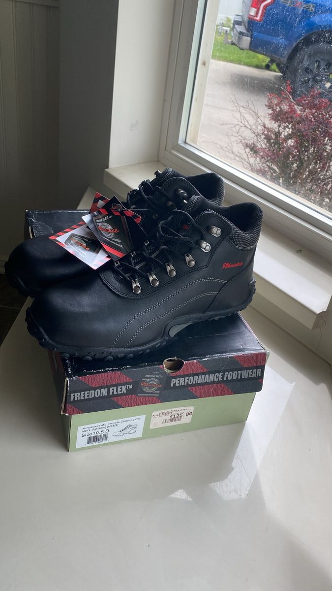 Milwaukee Motorcycle Clothing Co. Men's Lightening MB426 Work Boots Size 10.5D Black Leather