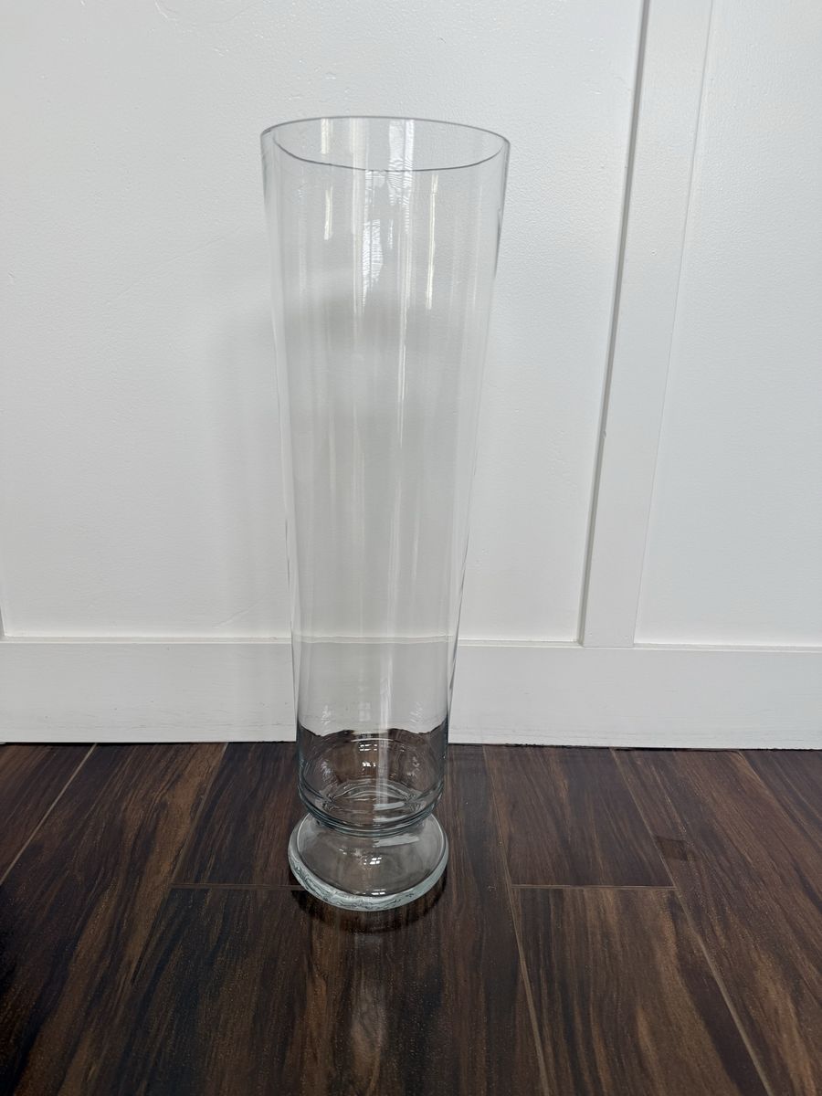 24 inch (2 Feet Tall) Clear Glass Vase