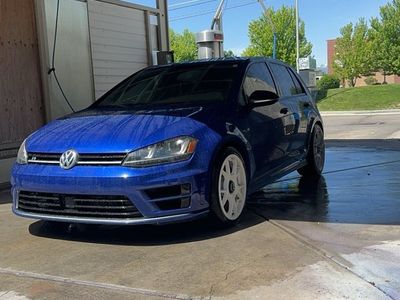 2017 Volkswagen Golf R