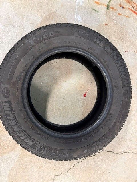 Snow Tires For Sale 215/65R 16