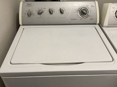 Whirlpool washer and dryer set