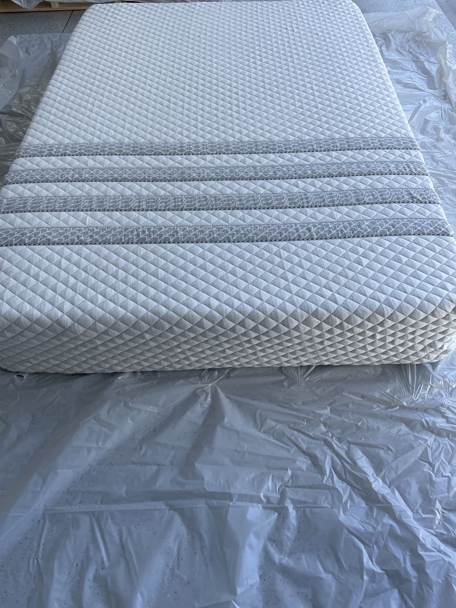 Leesa Sapira Hybrid King Mattress