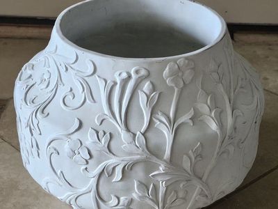 Decorative White Embossed Floral Planter Pot - Large Indoor/Outdoor Vase 10"Tx8"Opening