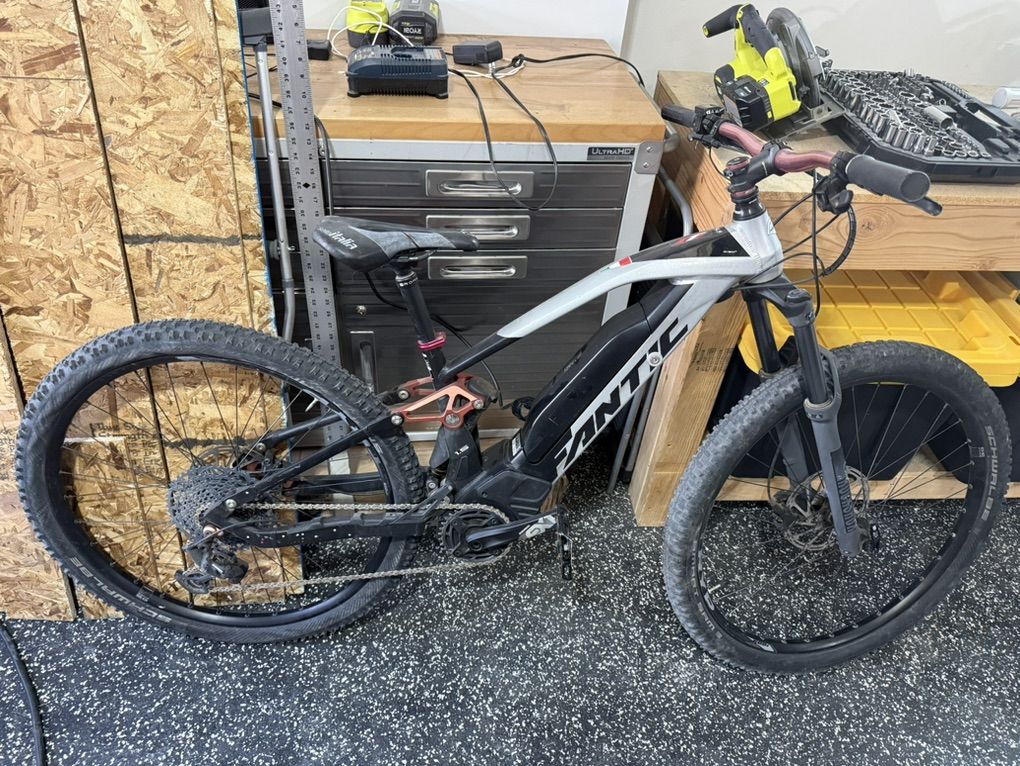 2022 Fantik ICSD2 E-Mountain Bike Size M