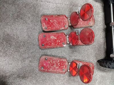 Vintage Collectible Vanguard Reflectors No. 450