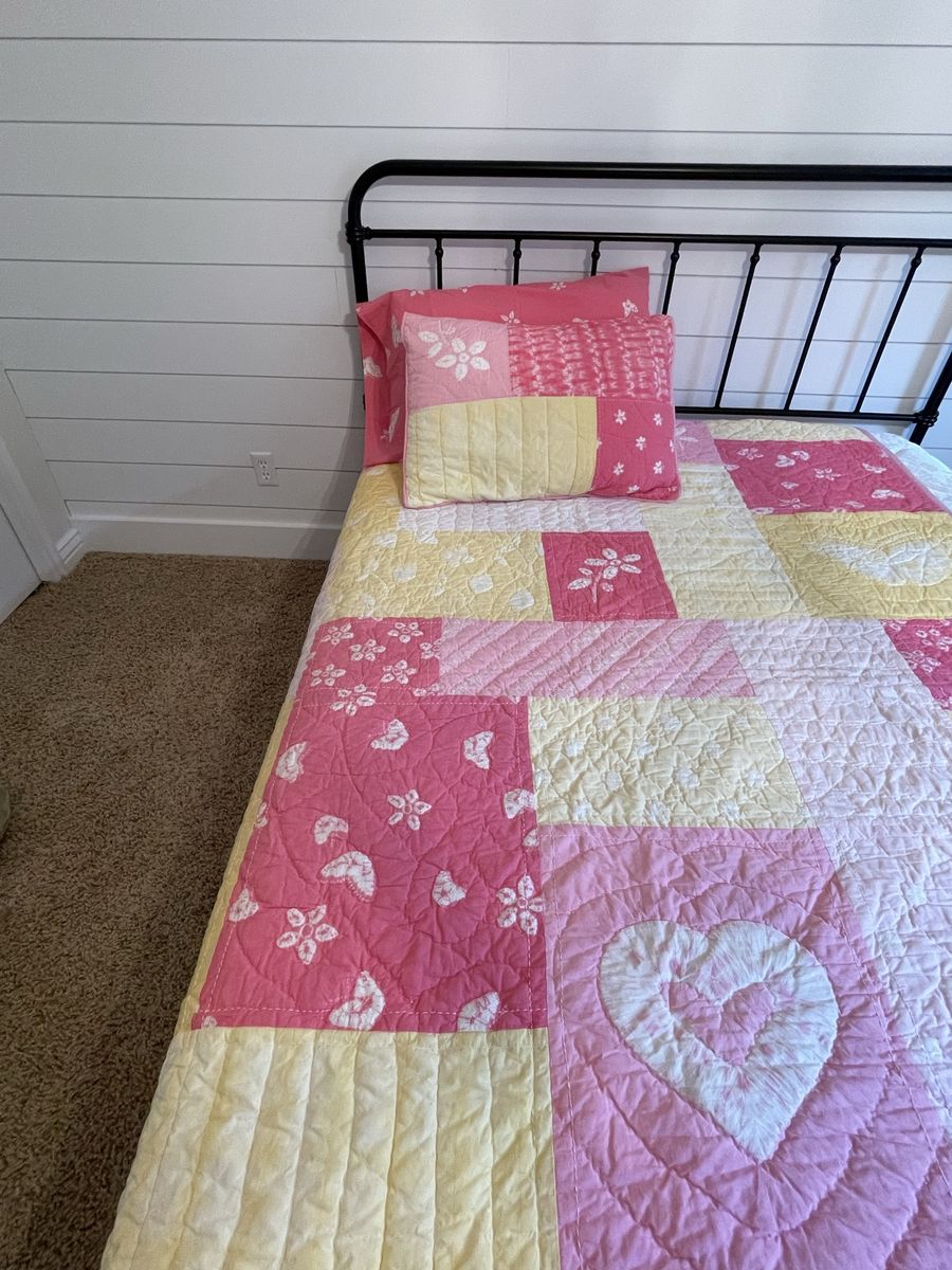 TWIN Pottery Barn Kids Quilt & Sham