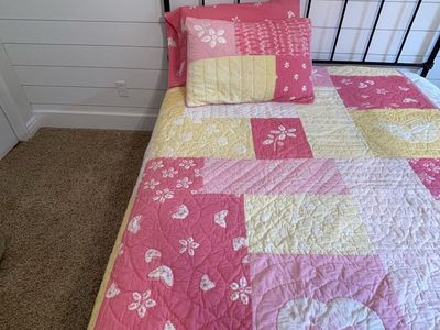 TWIN Pottery Barn Kids Quilt & Sham